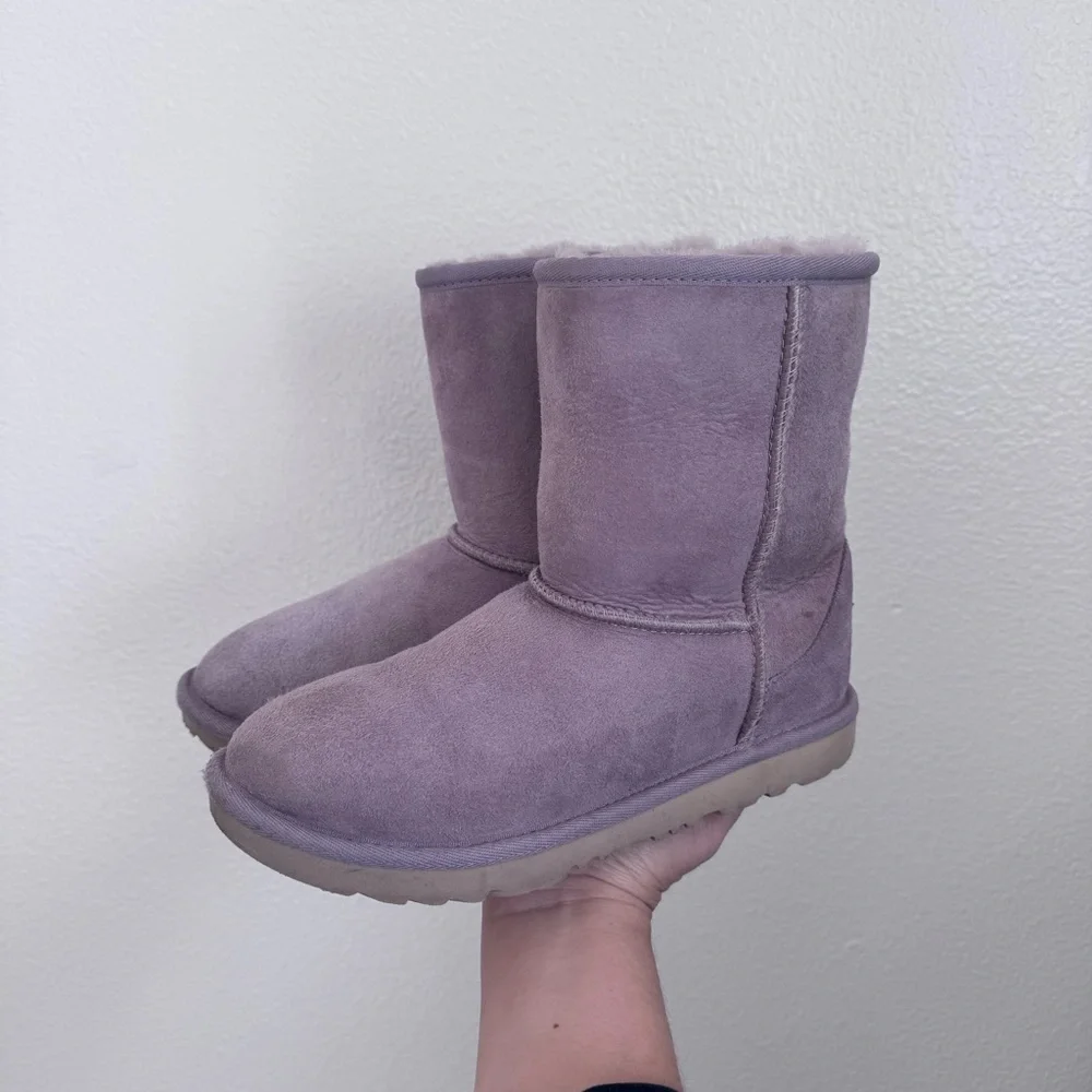 UGG  Classic Short ll Boot Wildflower